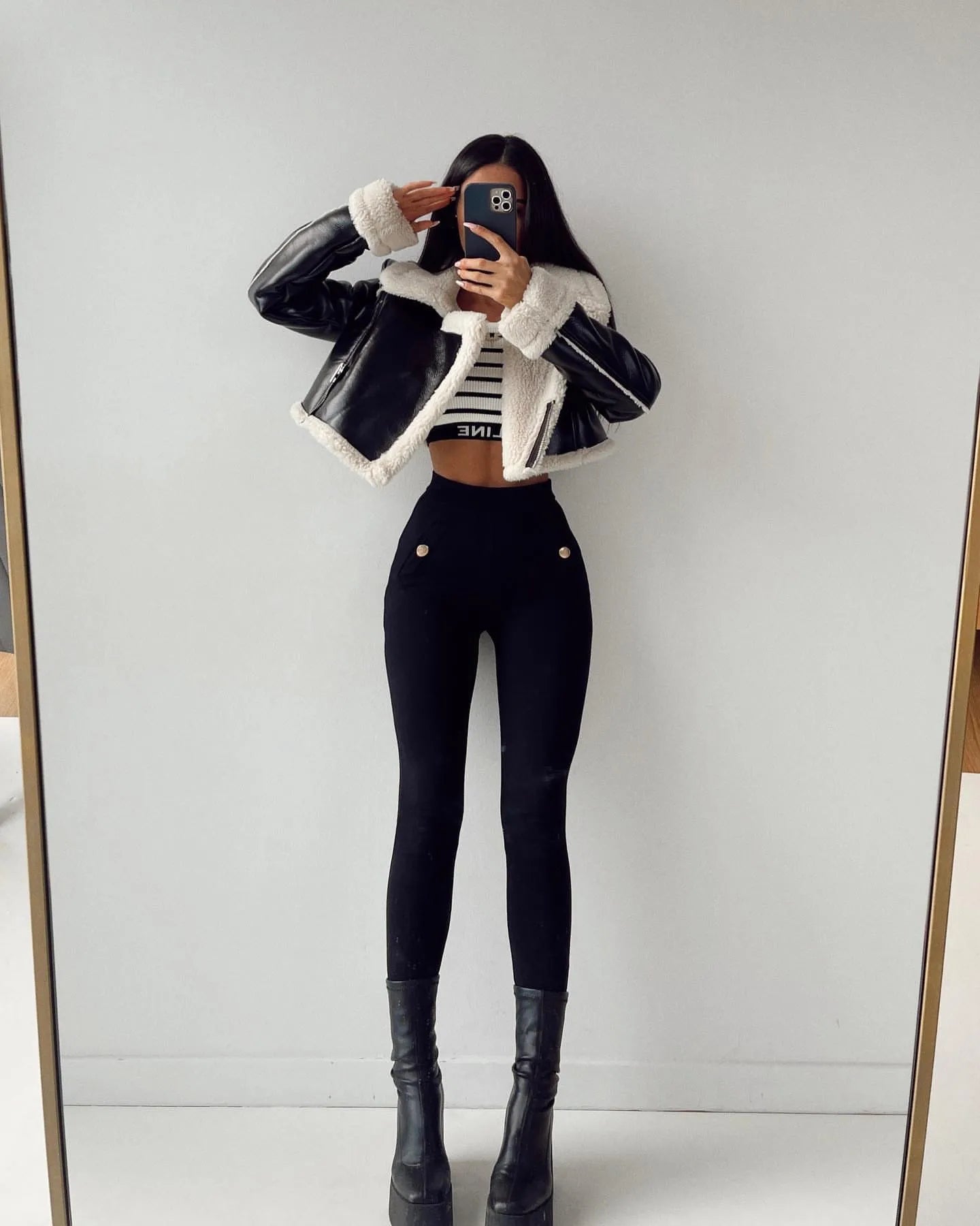 Maison Élan: Elevate cropped jacket.